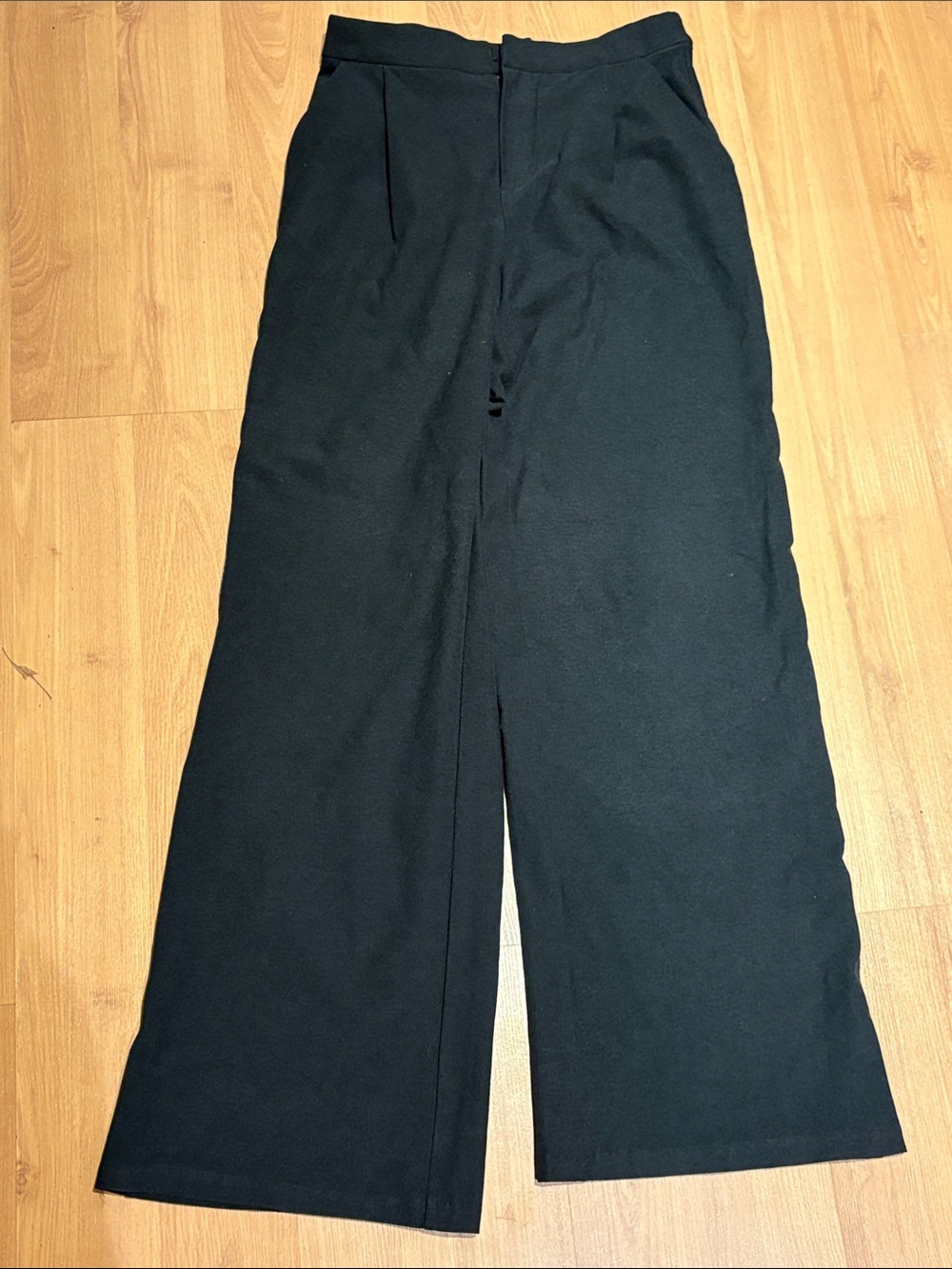 Vuori Black High-Waist Wide-Leg Pants